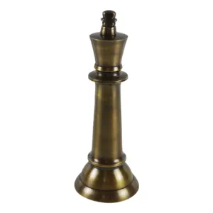 כלי שחמט גדולים ממתכת עיצוב מקורה משחק שחמט מלך אביר בישוף כלי שחמט משחק שולחן עיצוב מותאם אישית וגודל מותאם אישית