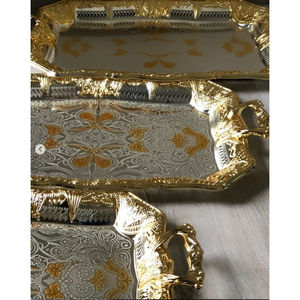 Plateau rectangulaire en métal Plateau d'affichage décoratif avec poignée Plateau de service à dessert et gâteau par Indian Metal World - Product Image 3