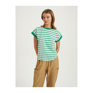 เสื้อยืดผู้หญิงผ้าฝ้ายถัก 100% ทรงลำลองแบบสั้น รุ่นปกติ - Product Image 3