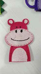 Marionnettes à doigt sur le thème de singe en feutre faites à la main personnalisées adaptées aux magasins d'artisanat et de jouets pour enfants idéales pour la revente - Product Image 6