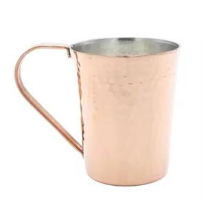 Taza de cobre de lujo hecha a mano con textura artística perfecta para cócteles de café y casas elegantes - Product Image 2