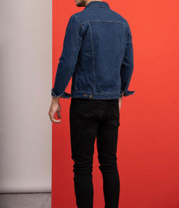 แจ็กเก็ตกันลมผ้ายีนส์สีฟ้าของผู้ชายแบบปรับแต่งได้ปกตั้งได้ลายตัวอักษรโลโก้ด้านหน้าสำหรับฤดูหนาว - Product Image 4