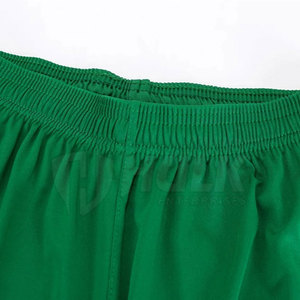 Tenue de football personnalisée haut de gamme pour hommes et femmes, maillot et short à séchage rapide, vêtements de sport respirants, uniforme d'équipe, usine OEM - Product Image 5