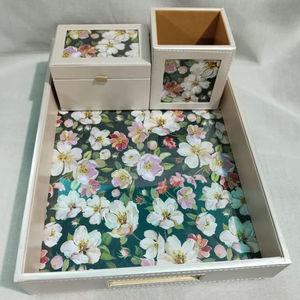 Plateaux de rangement de chevet en bois fini cuir à un niveau pour vaisselle et boissons pour le salon - Product Image 1