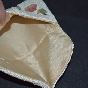 Sac fourre-tout fait à la main de style bohème perle de rocaille Logo personnalisé brodé perlé pochette à monnaie à la mode femmes tailles pour les promotions - Product Image 1