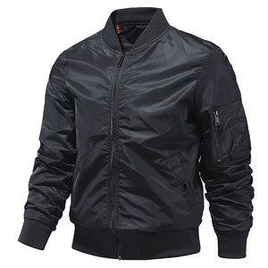 Chaqueta Cortavientos para Hombre, Ropa Deportiva Urbana para Exteriores, Tejido Ligero, Ajuste Cómodo, Construcción Duradera, Estilo Moderno - Product Image 2
