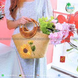 Producto popular Bolsos tejidos a mano en todos los estilos Totes, cestas, crossbodies y embragues con acentos naturales - Product Image 2