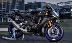 1000cc R1M พร้อมชุดคาร์บอนไฟเบอร์2024/2025 YZ - Product Image 3
