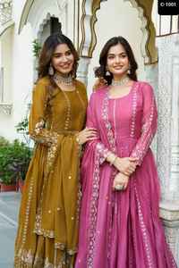 Robes Anarkali traditionnelles indiennes en géorgette, prêtes à porter, avec broderie lourde de sequins et dupatta - Product Image 5