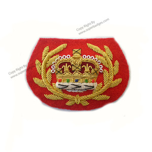 Écussons et écussons brodés en or noir personnalisés en gros Écussons à coudre faits à la main avec décoration de perles du Pakistan - Product Image 4