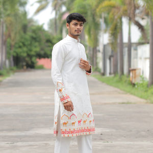 Kurta นักออกแบบแจ็คการ์ดสีขาวคลาสสิก - Product Image 1