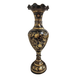 Vase à fleurs en laiton de haute qualité gravé peinture noire avec fini polonais pour décor à la maison de table et décoration de Table - Product Image 3