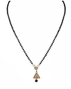 Mangalsutra de oro artificial de calidad superior para novia con hermoso colgante para mujeres casadas a los mejores precios - Product Image 4