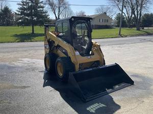 2019 Caterpillar 242D Skid <b>Steer</b> - Product Image 4