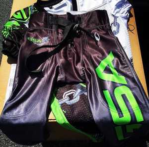 Ventes chaudes, uniformes de football américain sur mesure 7 sur 7, avec taille personnalisée, sans manches, en polyester/coton, fabriqués au Pakistan - Product Image 6