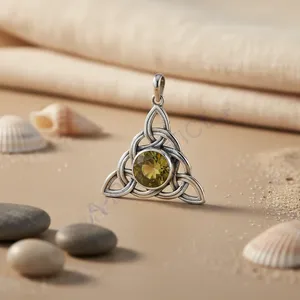 Colgante de Nudo Celta de Plata 925 con Piedra Preciosa de Citrino, Estilo Geométrico Vintage, Amuleto Unisex para Uso Diario, Marca Hecha en Rajasthan - Product Image 2