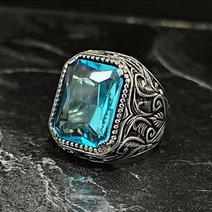 Anillo de Plata Hecho a Mano para Hombre con Piedra Preciosa de Aguamarina, Grabado Cuadrado, Estilo Floral, Chapado en Oro, Regalo Único para Él - Product Image 3