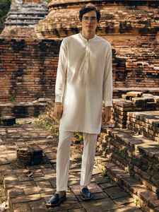 Authentique créateur pakistanais de haute qualité Salwar Kameez pour hommes pour des vêtements décontractés et traditionnels - Product Image 6