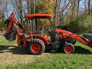 Chargeuse-pelleteuse à faible nombre d'heures, KUBOTA L47 2020, marque de premier plan, bon état et très peu d'heures, prête à être expédiée/dans le monde entier - Product Image 2