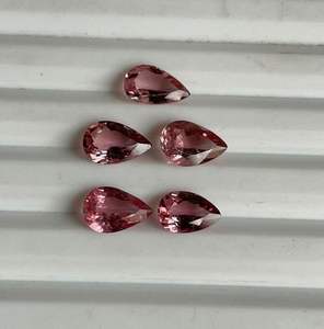 ล็อตทัวร์มาลีนสีชมพูอมส้มธรรมชาติ ล็อตทัวร์มาลีนทรงลูกแพร์เจียระไน - Product Image 1