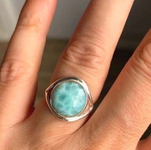 Étonnant Larimar 10mm Round Gemstone Bezel Set Sterling Silver Ring Handmade Jewelry Us Size 3-15 for Daily Wear Jewelry - Product Image 1