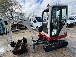 Miniexcavadora Takeuchi TB216 en Venta, Lista para Enviar, Equipo de Construcción de Uso Pesado - Product Image 6