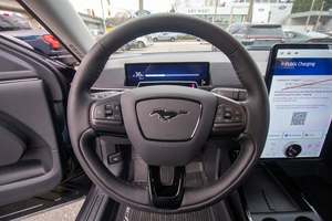 Ford Mustang Mach-E d'occasion 2025 - Product Image 4