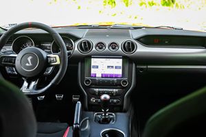 FORD MUSTANG SHELBY GT350R USADO CON VOLANTE A LA IZQUIERDA/DERECHA - Product Image 3