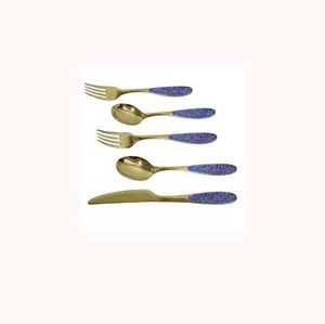 Couverts de luxe faits main en métal plaqué or avec poignée en cristal violet pour mariage ensemble de couverts décoratifs de style occidental - Product Image 1