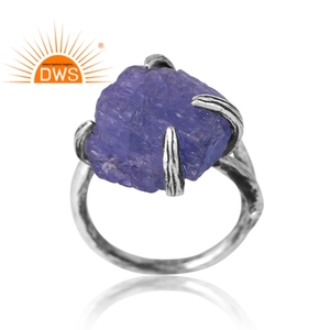 แหวนพลอยแทนซาไนต์ธรรมชาติเงินสเตอร์ลิงดีไซน์ไม่เหมือนใครสำหรับผู้หญิงผู้ผลิตเครื่องประดับตามสั่ง - Product Image 1