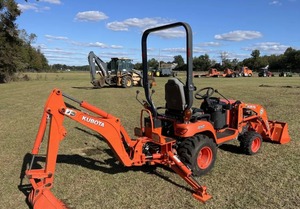 Tracteur compact Kubota BX25D |   Mini tracteur diesel 23HP 4x4 avec chargeur frontal et pelle arrière - Product Image 2