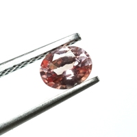 Pierre précieuse ovale à facettes en saphir naturel Padparadscha