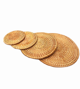 Posavasos de Mimbre Natural Premium, Hecho a Mano, Diseño Clásico de Flores para Bebidas Calientes/Frías, Decoración Interior Moderna - Product Image 1