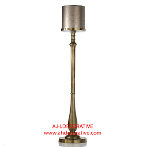 Grand bougeoir en métal fabriqué à la main personnalisé finition nickel brut nouveau design pour la décoration de la maison - Product Image 1