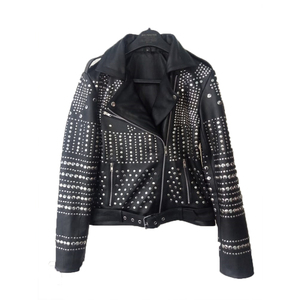 Veste en cuir véritable pour femmes la plus vendue courte fabriquée en usine pour l'automne et l'hiver décorée de boutons respirants - Product Image 5