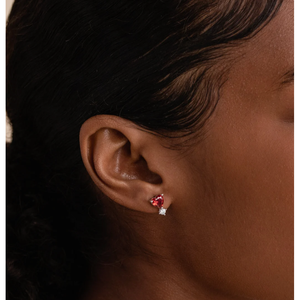 Clous de grenat coeur lapidé avec accent - Product Image 3