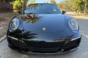 PORSCHE 911 CARRERA CABRIOLET 2019 D'OCCASION (LHD/RHD) - Product Image 2