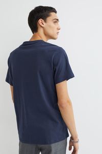 Camiseta nueva con impresión de logotipo personalizado - Product Image 3