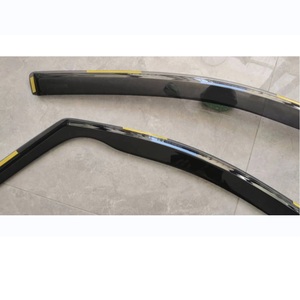 สำหรับรถตู้ <span class=keywords><strong>VW</strong></span> Caddy MK3 & MK4 ปี 2004-2020 แบบ <span class=keywords><strong>2</strong></span> ประตู ชุดบังแดดกันฝนแบบติดในช่องหน้าต่าง  แผ่นกันลม <span class=keywords><strong>2</strong></span> ชิ้น สีชา - Product Image 1