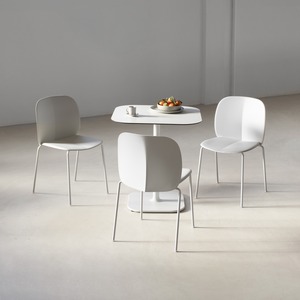 Piétement de <span class=keywords><strong>table</strong></span> <span class=keywords><strong>en</strong></span> <span class=keywords><strong>fonte</strong></span>, hauteur 73 cm, carré 46x46 cm, pieds ronds <span class=keywords><strong>en</strong></span> acier, colonne pour tables de restaurant et bistro jusqu'à 100 cm de diamètre. - Product Image 6