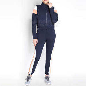 2025 dernier Style matériel Durable femmes Survêtement de Compression utilisation en plein air grande taille Logo personnalisé survêtements pour les femmes - Product Image 2