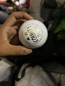 Máquina de alta calidad Stitch Play Kookaburra Professional Cricket Leather 156G Cricket Ball - Product Image 5