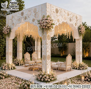 Pavillon de mariage/Mandap Destination Fusion pour Dallas, élégant pavillon de mariage blanc en MDF avec décor floral et lustres, États-Unis - Product Image 4