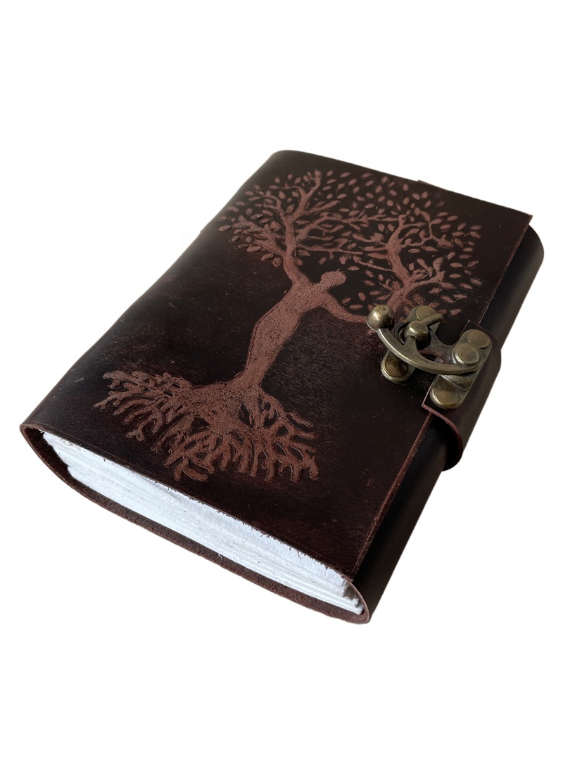 สีน้ำตาล