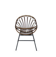 Nouvelle Arrivée Chaise de Loisirs Traditionnelle Rosa en Rotin Naturel avec Pieds en Métal Thermolaqué pour Hôtel, Villa, Salon, Salle à Manger