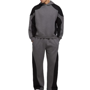 Ensemble de survêtement de sport en polyester 2 pièces pour hommes avec combinaison noire et beige, toutes les tailles et couleurs disponibles - Product Image 1