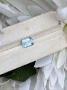 สร้อยคอเพชรสีฟ้ากะรัตพลอยสีธรรมชาติขนาด8x6มม. ลูกปัดสีขาวมรกตตัดสีฟ้าน่าอัศจรรย์หินโอปอลทรงรีหลวม - Product Image 3