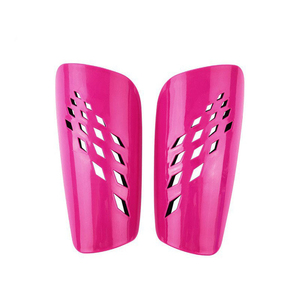 Espinilleras de fútbol transpirables de secado rápido de protección profesional de Material de PVC personalizado Impresión de logotipos personalizados Unisex - Product Image 4