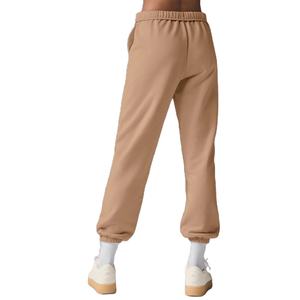 กางเกงวอร์มผู้หญิงพรีเมียมเนื้อผ้านุ่มสบาย ออกแบบมาเพื่อความสบายในชีวิตประจำวัน ทรงหลวมใส่สบายและดูมีสไตล์ เหมาะสำหรับการแต่งกายแนวสตรีท - Product Image 3