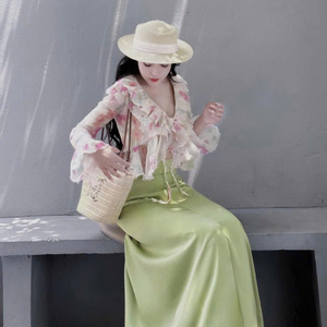 Jupe à fleurs été ensembles femmes prix usine Odm lavable emballage personnalisé Vietnam fabricant long pour fille 2 pièces Sor - Product Image 1